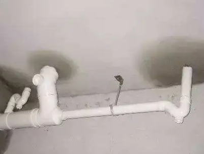 图木舒克卫生间测漏水的几种情景